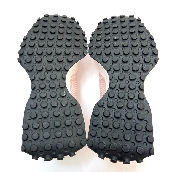 New Balance 327 - Picture 6 of 10